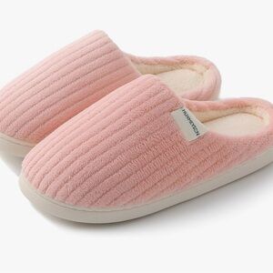 HUXMEYSON pink Slippers for Women size 7/8 NWT